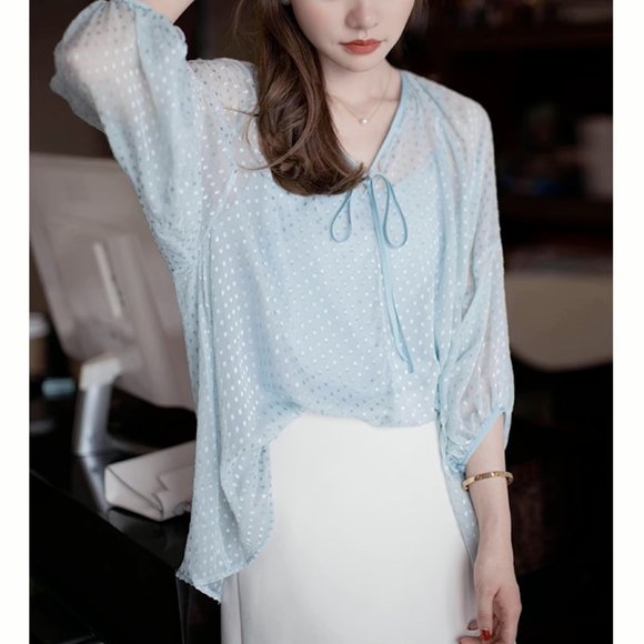 💎 Aqua Luxe: Chic Sky-Blue Silk-Blend Two-Piece Top 💎 - Picture 11 of 11